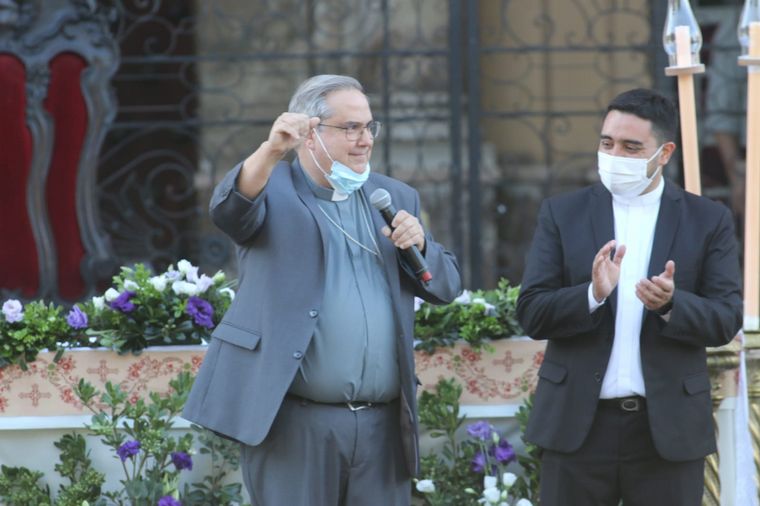 Ángel Rossi asume como arzobispo de Córdoba.