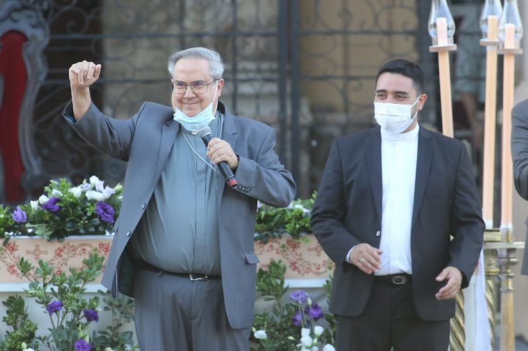 Ángel Rossi asume como arzobispo de Córdoba.