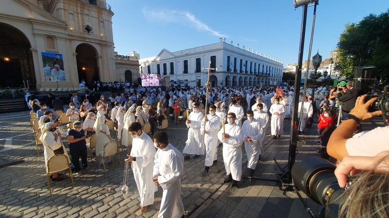 Ángel Rossi asume como arzobispo de Córdoba.