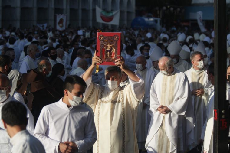Ángel Rossi asume como arzobispo de Córdoba.