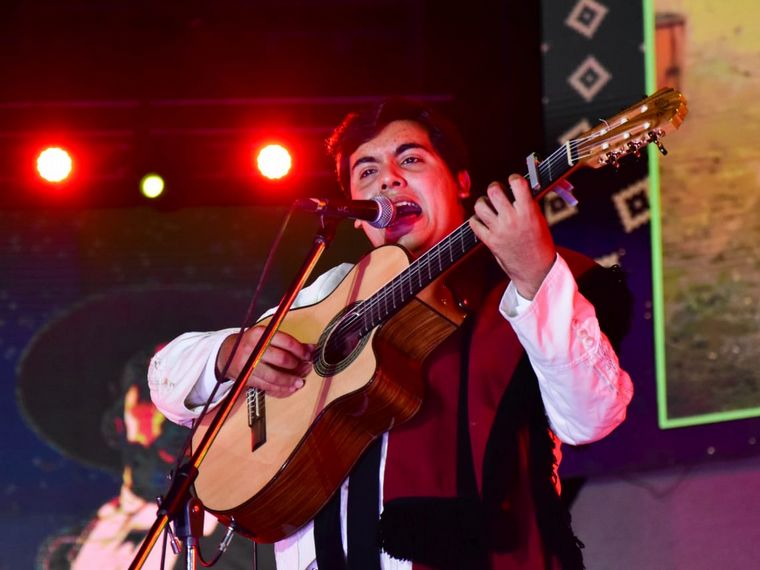 Jáchal vive la primera noche del Festival de la Tradición