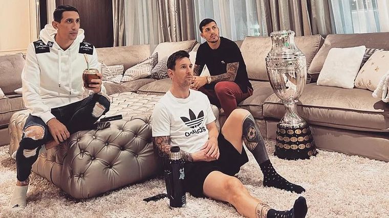 FOTO: La foto de Paredes, Messi y Di María que estalló en redes sociales.