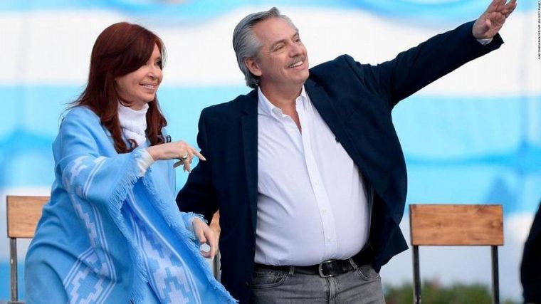 FOTO: Cristina y Alberto felicitaron al nuevo presidente chileno.