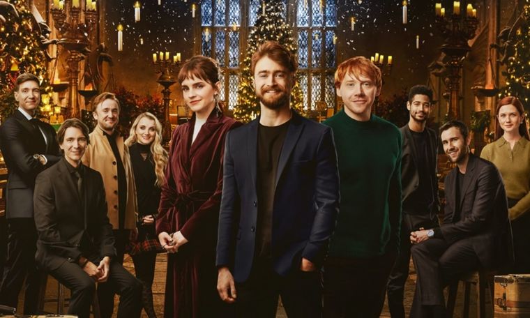 FOTO: Los protagonistas de Harry Potter se reencuentran en un especial.