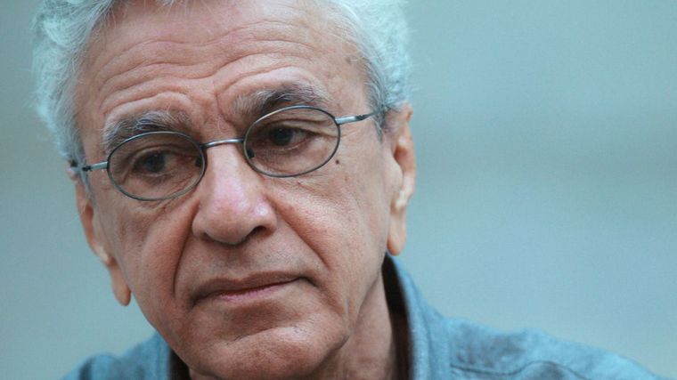 Caetano Veloso indicó que dio positivo de coronavirus y criticó a Bolsonaro.