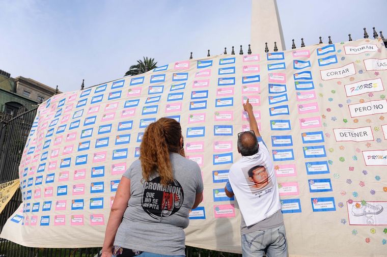 Los familiares recordaron a las 194 víctimas del fatídico incendio.