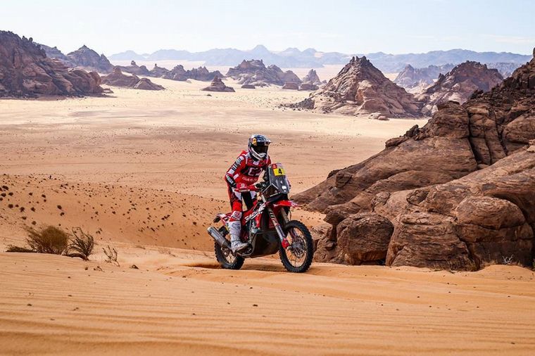 Daniel Sanders (AUS) es el primer líder del Dakar 2022 en Arabia Saudita