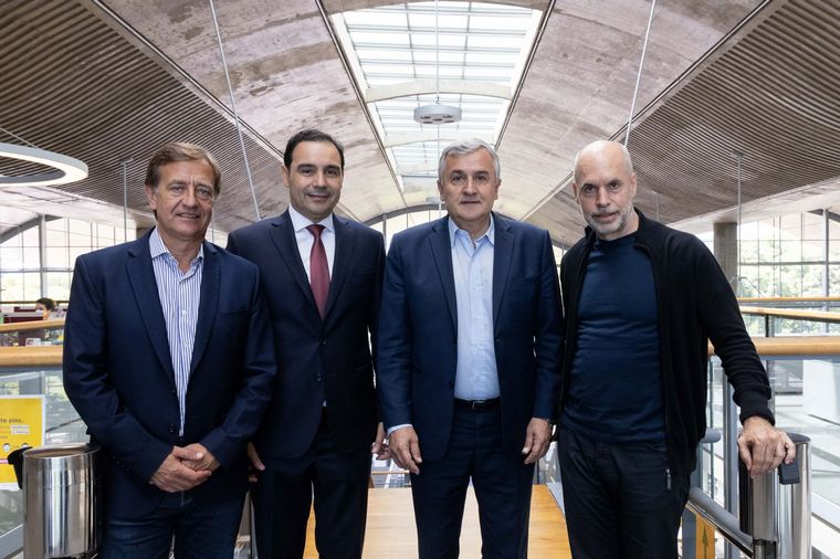 Gobernadores opositores no asistirán a la reunión con Guzmán (Foto: NA)