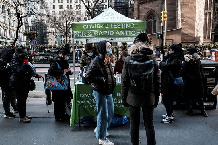 Récord mundial de contagios de Covid en Estados Unidos.