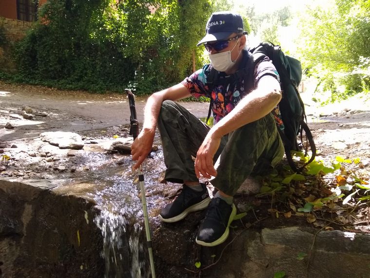 Orlando Morales realizó un clásico de Córdoba: trekking por las sierras.