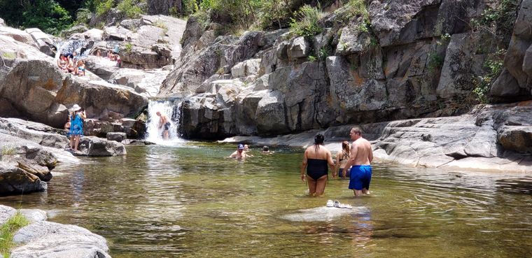 FOTO: Tres cascadas, un imperdible balneario natural en Ascochinga