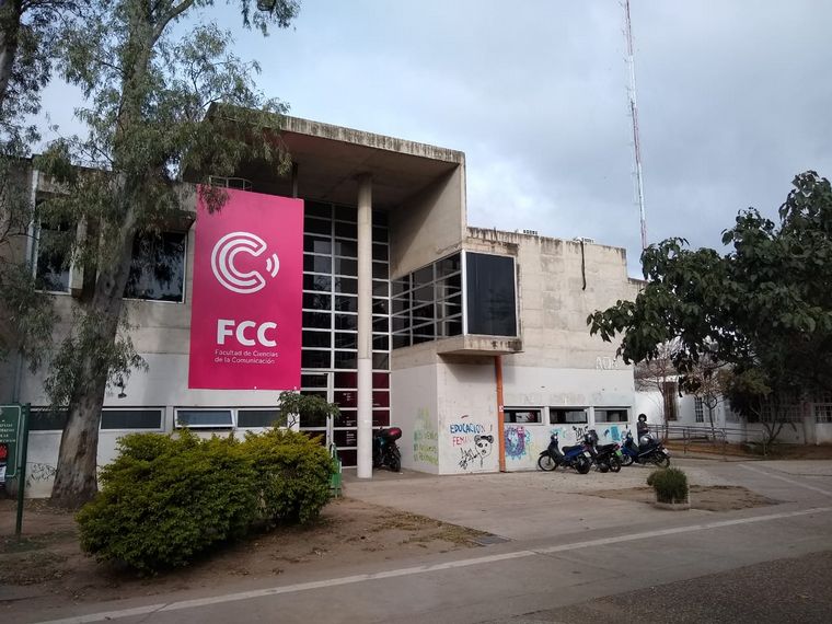 Facultad de Ciencias de la Comunicación UNC