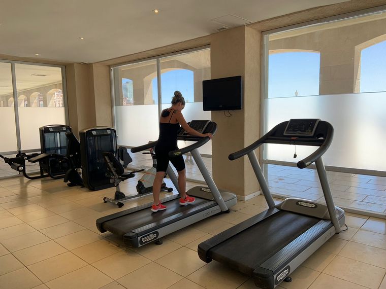 Mica Rodríguez visitó el NH Hotel Provincial, en Mar del Plata