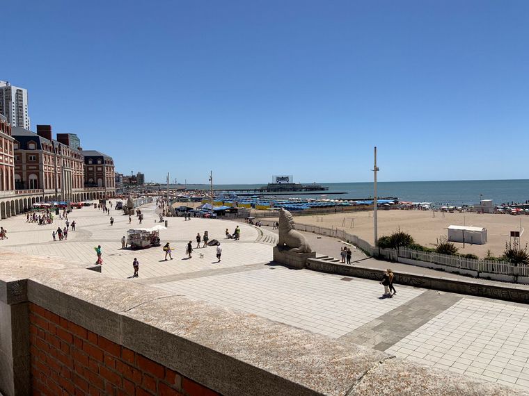 Mica Rodríguez visitó el NH Hotel Provincial, en Mar del Plata