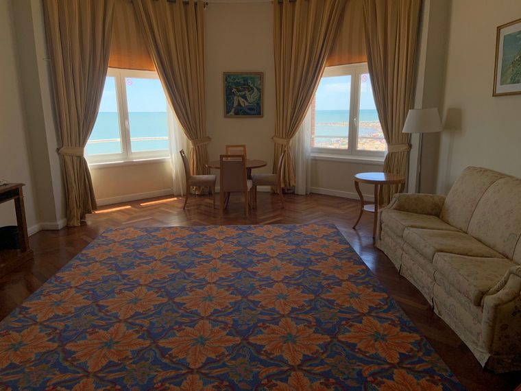 Mica Rodríguez visitó el NH Hotel Provincial, en Mar del Plata