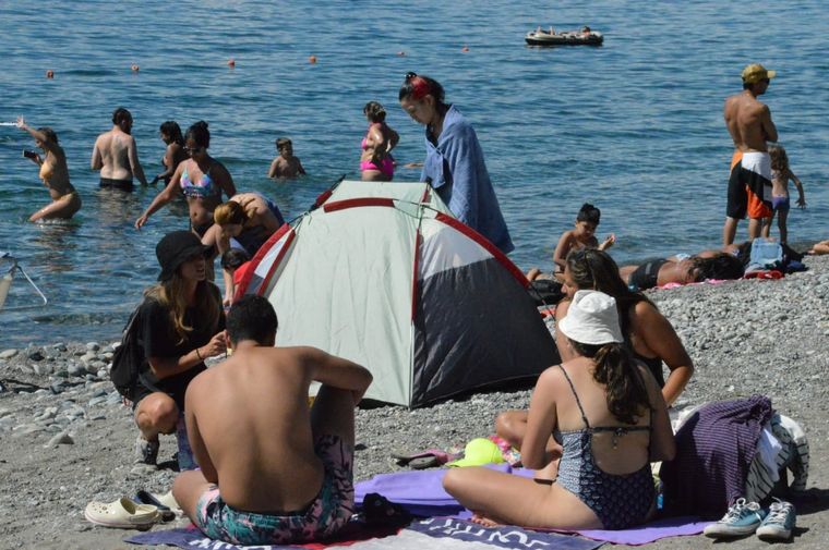 Playa Bonita, el imperdible en un día de calor en Bariloche