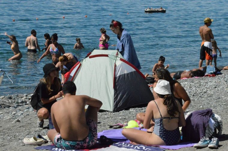 FOTO: Playa Bonita, el imperdible en un día de calor en Bariloche