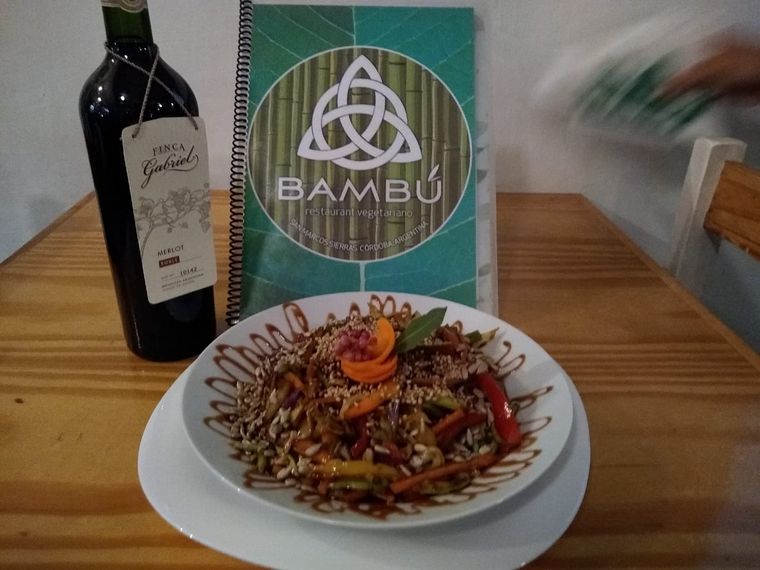 Bambú, una opción gastronómica vegetariana en San Marcos Sierras. 