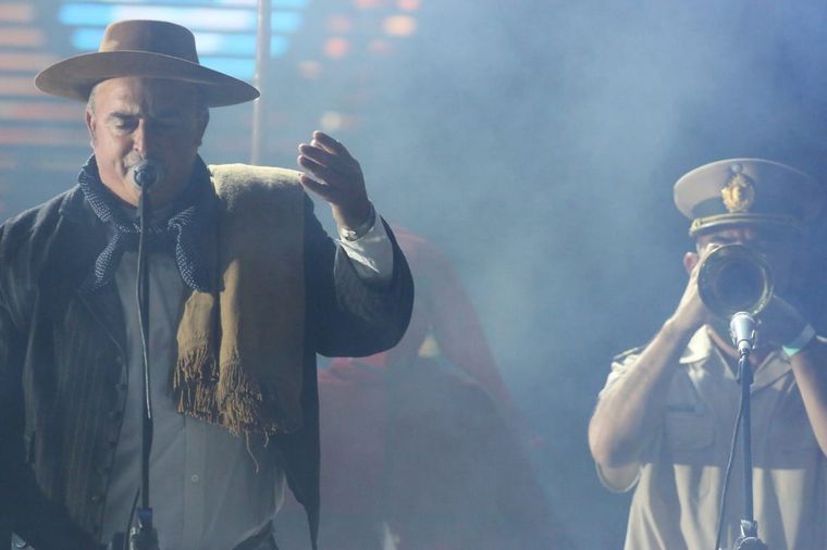 La primera noche del Festival Nacional de Doma y Folclore de Jesús María. 