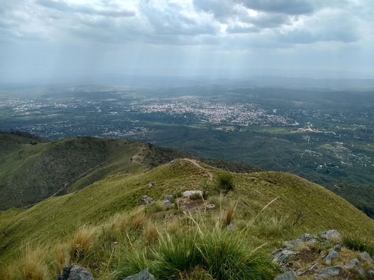 Visitamos la Aerosilla del Pan de Azúcar, en Punilla.