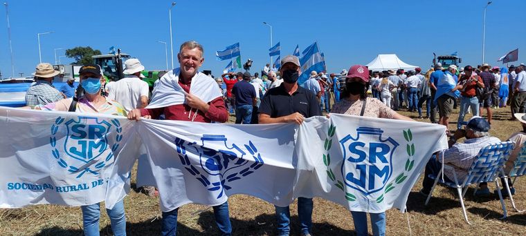 Reprsentantes de la Sociedad Rural de Jesús María, entre los asistentes