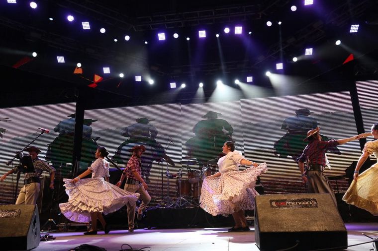 Tercera noche del Festival de Jesús María 2022.