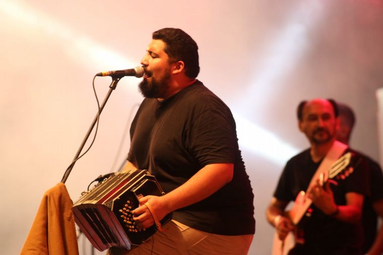Jesús María vivió su tercera noche de color y coraje.