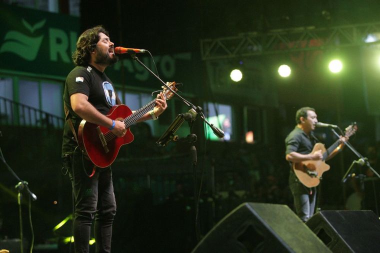 Jesús María vivió su tercera noche de color y coraje.