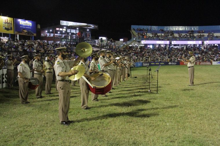 Jesús María vivió su tercera noche de color y coraje.