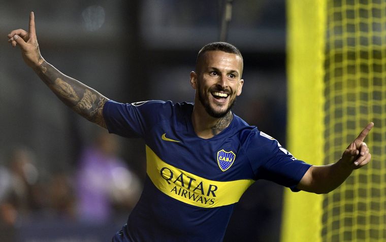 FOTO: Darío Benedetto vistió la camiseta de Boca durante 2016-2019. (Foto: NA)