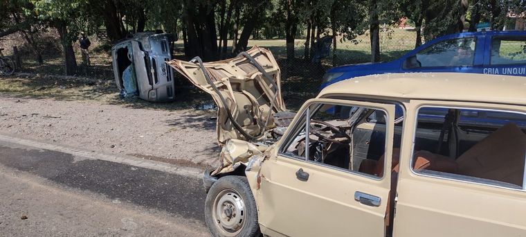 Un choque frontal no dejó víctimas fatales de milagro en Córdoba.
