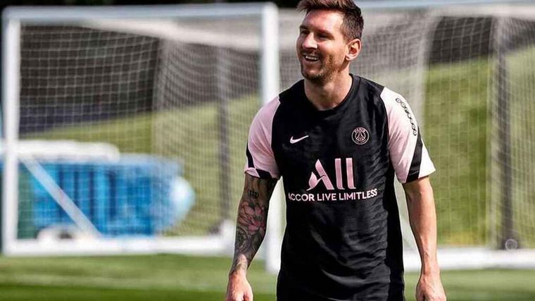 FOTO: Messi volvió a los entrenamientos del PSG, luego de superar el Covid-19. (Foto: PSG)