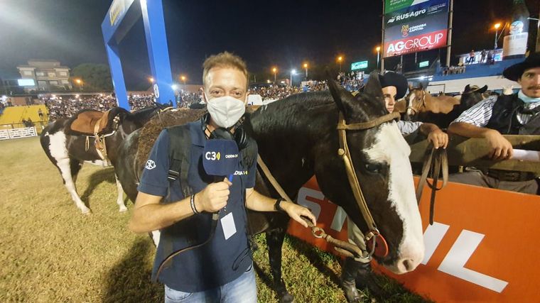 La quinta noche del Festival Nacional de Doma y Folclore de Jesús María. 