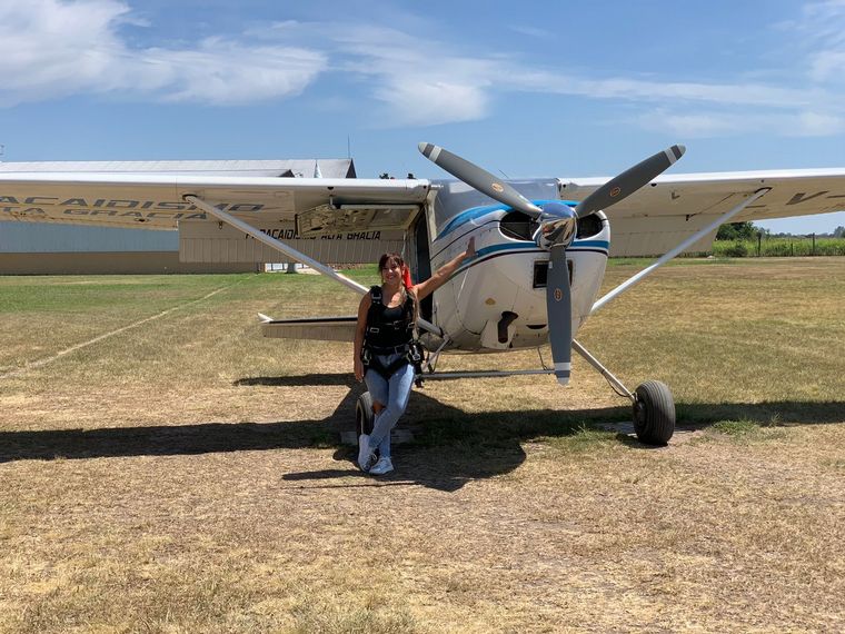 Euge Iérmoli se arrojó en paracaídas desde 3 mil metros de altura.