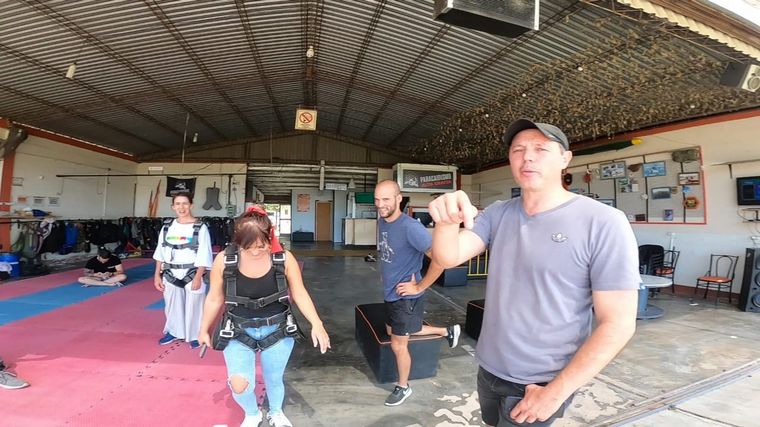 Euge Iérmoli se arrojó en paracaídas desde 3 mil metros de altura.