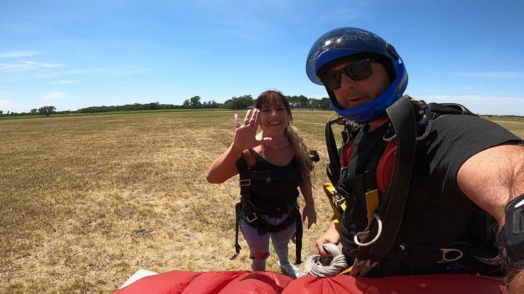 Euge Iérmoli se arrojó en paracaídas desde 3 mil metros de altura.