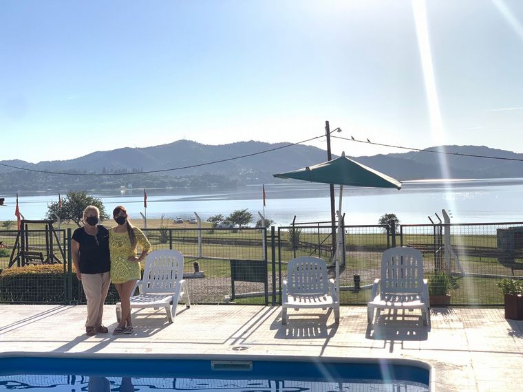 “Solar del Lago”, confort y naturaleza en Potrero de Garay