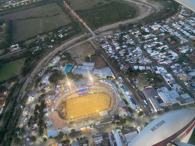 La transmisión de Cadena 3 con una vista imponente de Jesús María desde el aire.