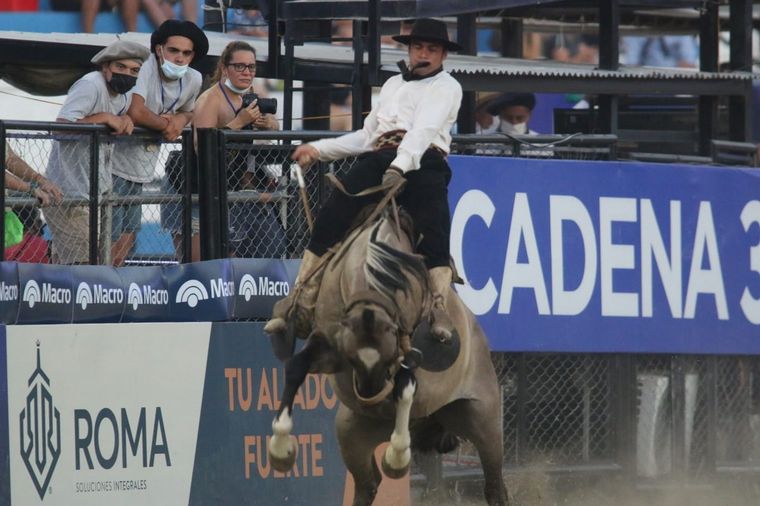 Jineteada en Jesús María.