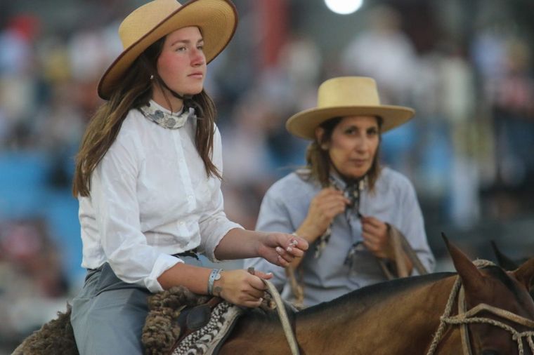 La séptima noche del Festival Nacional de Doma y Folclore de Jesús María.