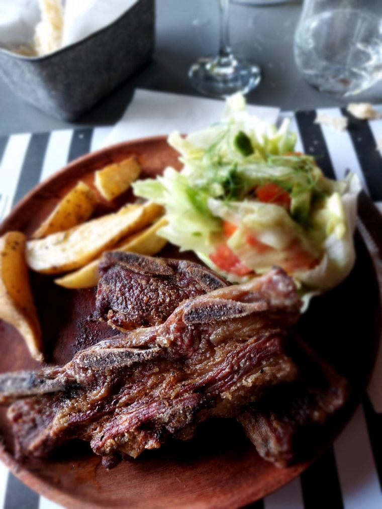 Un hotel con gastronomía de Francis Mallman y termas en Mendoza