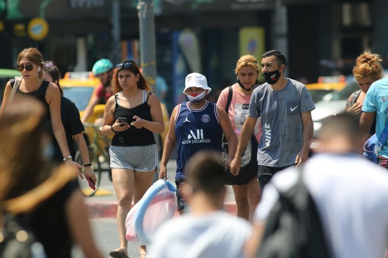 El SMN pronosticó calor y posibles tormentas dispersas.