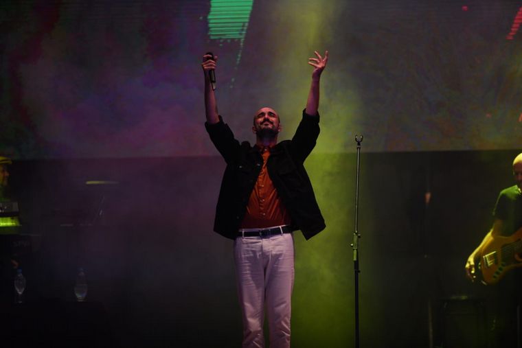 Así se vivió la primera noche del Festival de la Avicultura.