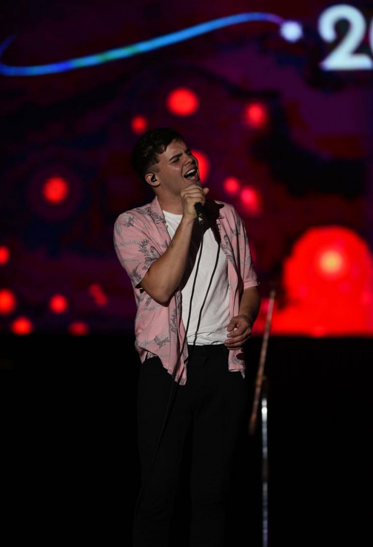 Así se vivió la primera noche del Festival de la Avicultura.