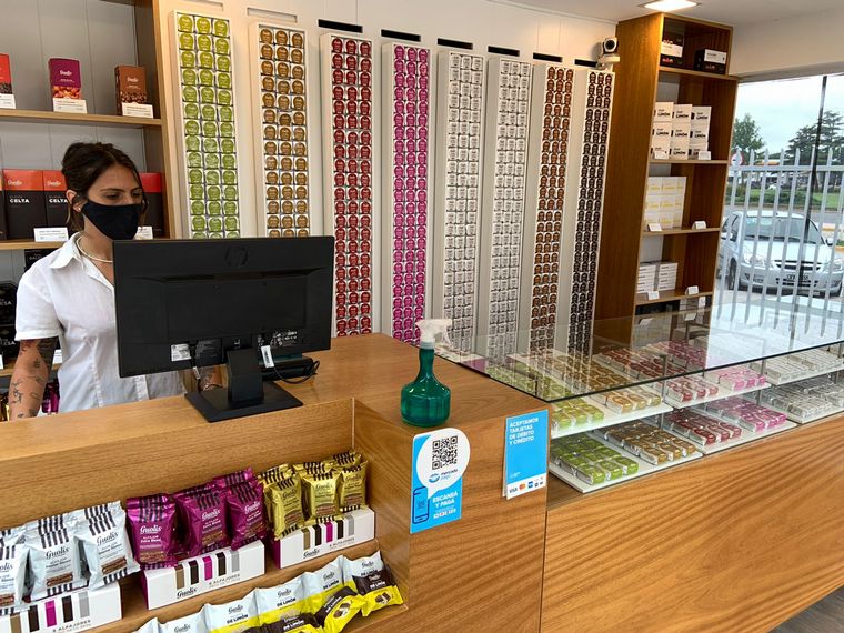 Guolis, alfajores marplatenses hechos con corazón