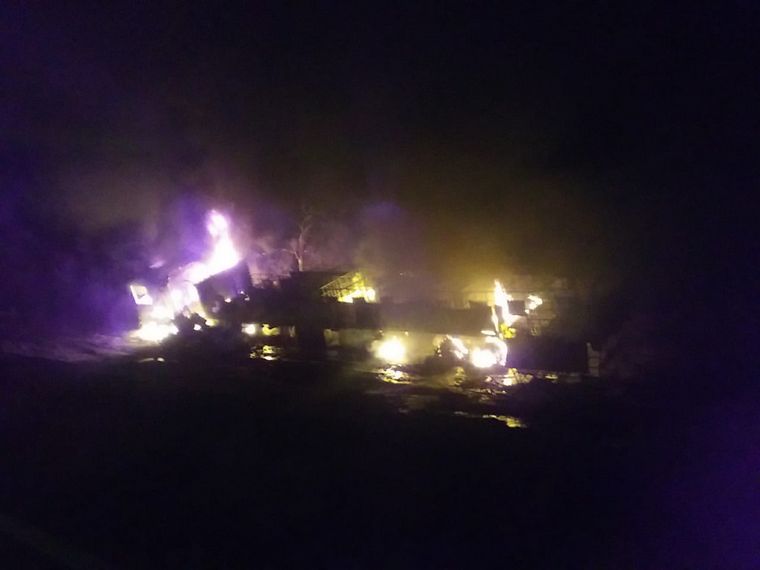 El conductor murió calcinado (Foto: Estación FM).