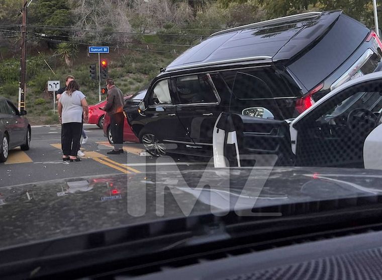 Arnold Schwarzenegger protagonizó un accidente este viernes (Foto: TMZ).