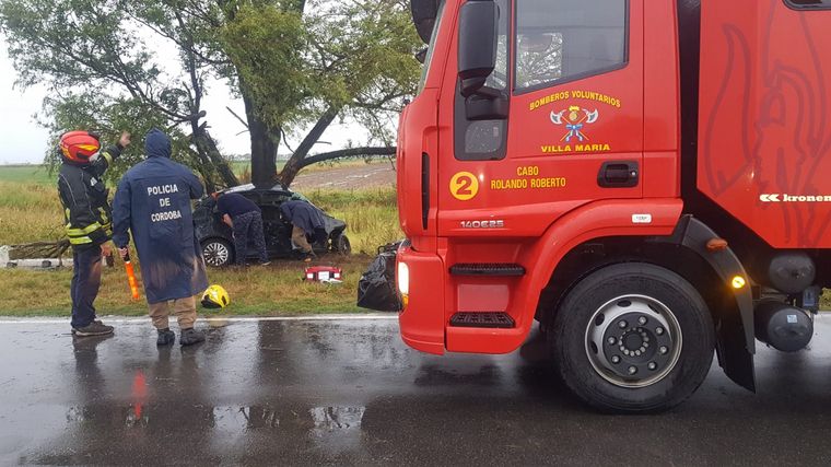 Accidente fatal en Ruta 2: murió al chocar contra un árbol