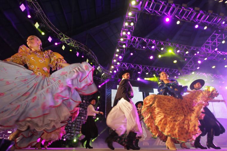 FOTO: La segunda noche del Festival de Cosquín.