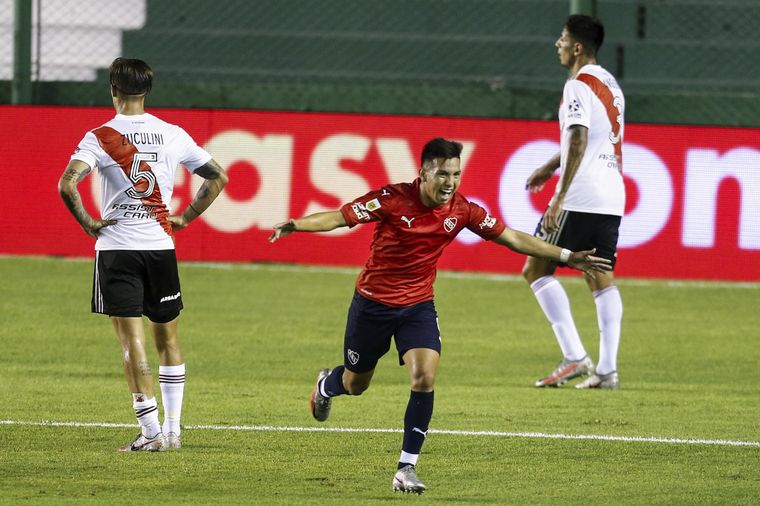 Velasco disputó 69 partidos y convirtió ocho goles en 